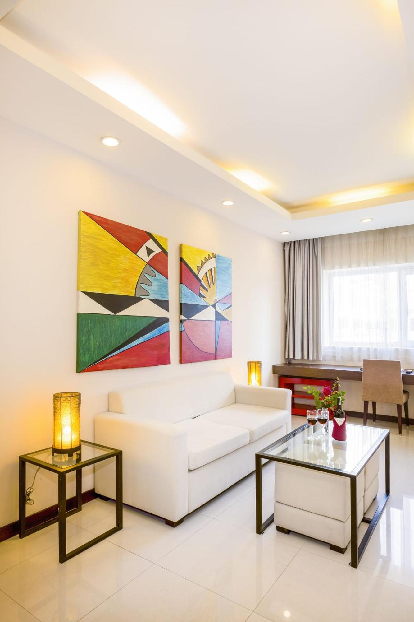 Hong Ha Hn - By Bay Luxury Apartment *
